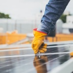 Vom Dach bis zum Garten: Die beste erneuerbare Energie fürs Einfamilienhaus finden