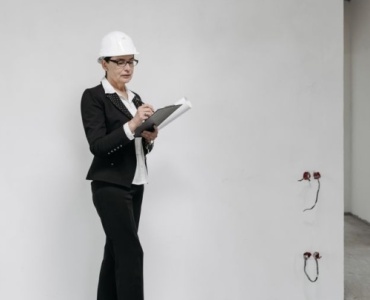 Sicher wohnen leicht gemacht: Die unverzichtbare Checkliste für die Überprüfung von Wohnungsinstallationen